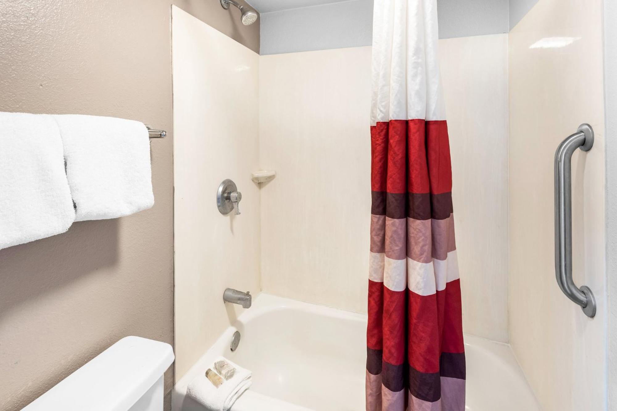 Red Roof Inn Indianapolis North - College Park Esterno foto